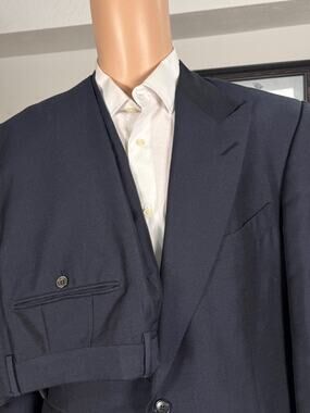 Tom Ford Navy Cashmere Mohair Peak Lapel 2 Piece Suit 56LEU 46L US 37x33 Trouser